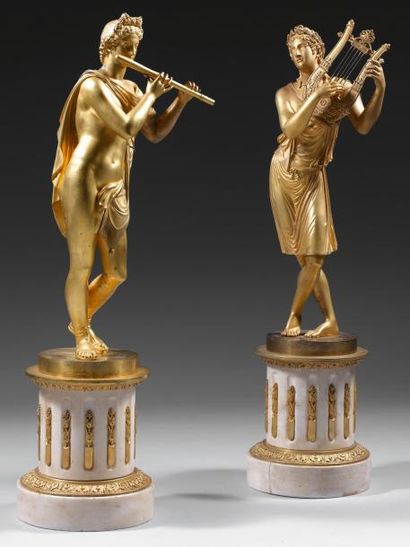 null Apollon et une Muse Deux épreuves formant pendant en bronze ciselé et doré au...
