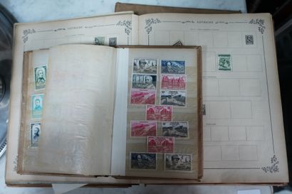 null Trois albums de timbres anciens, France et colonies.