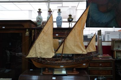 null Maquette de bateau en bois, fabriquée sur la base d'un plan original : Chebec...