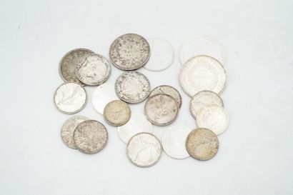 null Lot de pièces de monnaie en argent, poids : 311,4 g.