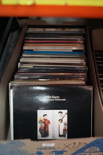 null Ensemble de disques vinyles 33 tours comprenant de la musique du monde, musique...