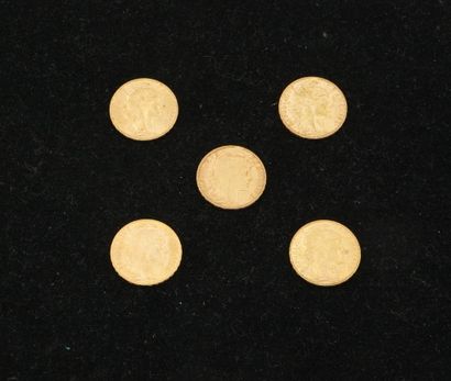 null 5 pièces de 20 francs or (1916, 1901 (x2),1912, 1909). Poids total : 35,26g