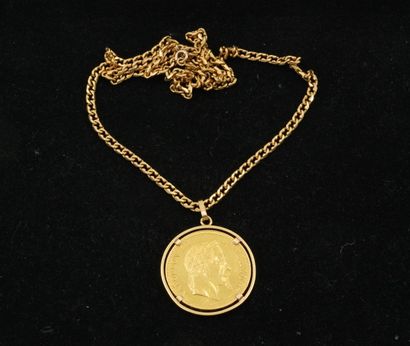 null Pièce de 100 francs or datant de 1868 Napoléon III couronné monté en pendentif...