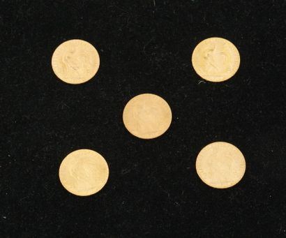 null 5 pièces de 20 francs or (1910). Poids total : 32,27g