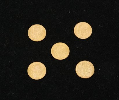 null 5 pièces de 20 francs or (1908, 1910 (x3), 1899). Poids total : 32,26g