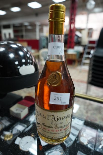 null 1 bouteille Cognac, Logis de l'Ajasson, Grande Champagne 1er cru.