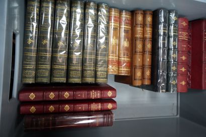 null Réunion de livres reliés XIXe siècle dont Cervantès, G. Belot, H. Houssaye,...
