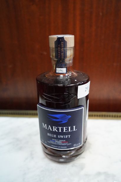 null 1 bouteille Cognac MARTELL Blue Swift.