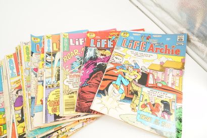 null Life with Archie, Little Archie, Archie Joke Book. Réunion d'albums. C. 1970....