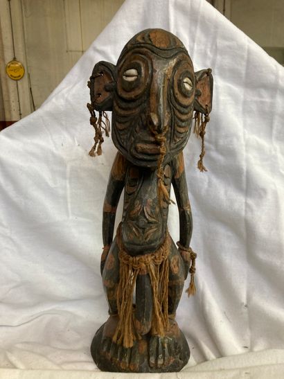 null Statuette de type Aire Sépik, Papouasie Nouvelle Guinée Bois ñ patine brune,...