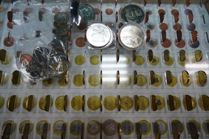 null Collection de pièces de monnaie : Coffret collection euros, coffret collection...