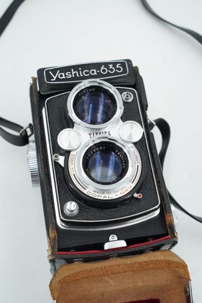 null *YASHICA, 635, appareil photo 6x6 bi-objectifs : YASHINON 1:2.8 f=80mm et YASHINON...