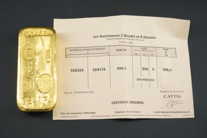 null Gold INGOT, n°326324.
With certificate.
Weight : 999,1 g. 
 Expenses at the...