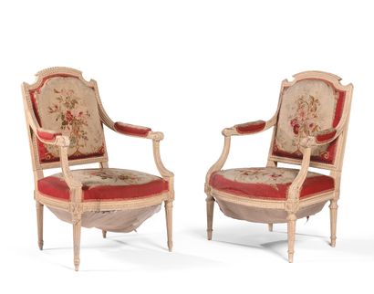 null PAIR OF ARMCHAIRS Carved and lacquered wood, the back in gendarme hat, the armrests...