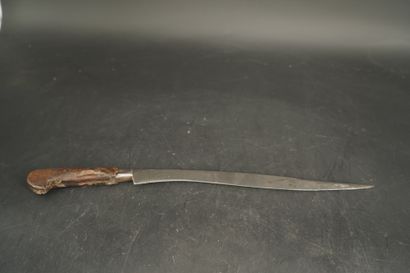 null Grand couteau afghan "Pech-qabz", à poignée en bois et lame yatagan. L.: 38...