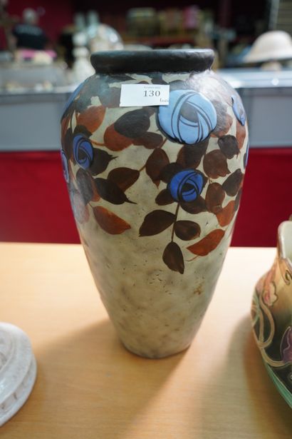 null Louis-Auguste DAGE (1885-1963), vase de forme balustre en céramique émaillée...