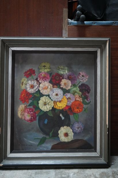 null Roger Charles HALBIQUE (1900-1977), nature morte au bouquet de fleurs, huile...