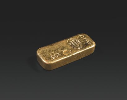 null GOLD LINGOT n° 372957/324191 995.7千分之一
重量。1 001,44 g.
及其化验报告。
无买方费用。
底价根据拍卖...