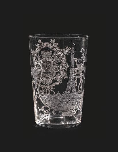 null UNIVERSAL EXHIBITION, PARIS 1900. SAINT-LOUIS, GLASS. Engraved crystal, representing...