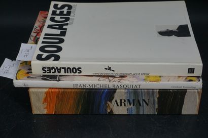 null Réunion de livres modernes comprenant : Soulages, Noir Lumière, Musée d'Art...
