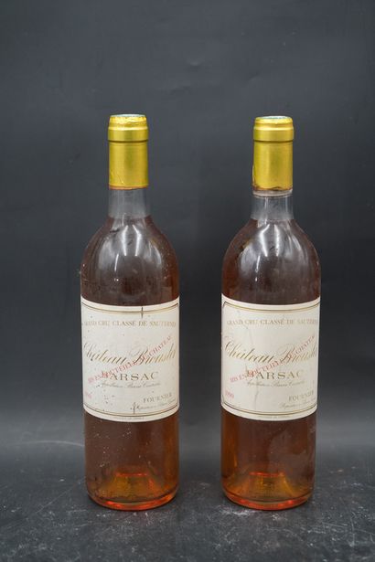 null Deux bouteilles, Château Broustet Barsac, Grand Cru de Sauternes, 1990. En ...