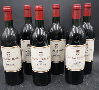 null Six bouteilles, Château de Tertre Margaux, Grand Cru, 1997. En l'état.