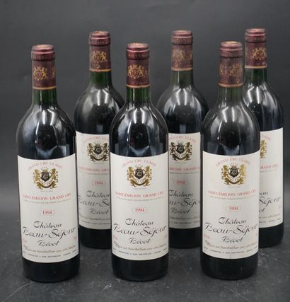 Six bouteilles, Château Beau Séjour, Bécot,...