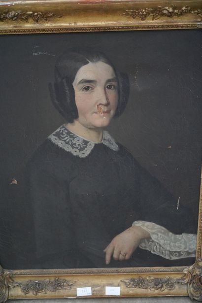 null Ecole française du XIXe siècle. Portrait de femme en noir. Huile sur toile....