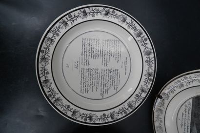 null CHOISY LE ROI, série de quartorze assiettes en faience fine à décor de scènes...