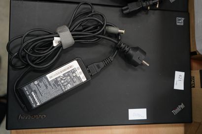 null PC Portable LENOVO Thinkpad L520, avec chargeur. On ne garantit pas le fonc...