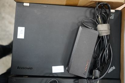 null 1 PC portable LENOVO Thinkpad W53. On ne garantit pas le fonctionnement.