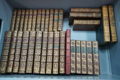 null Réunion de livres reliés, XVIIIe et XIXe siècle comprenant théâtre de Corneille,...