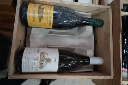 null 2 bouteilles de Château Brulesecaille, 2004, 1 bouteille de Pernand-Vergelesses,...