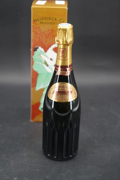 null 1 bouteille de champagne Heidsieck Co, Diamant Blanc, célébration année 2000....