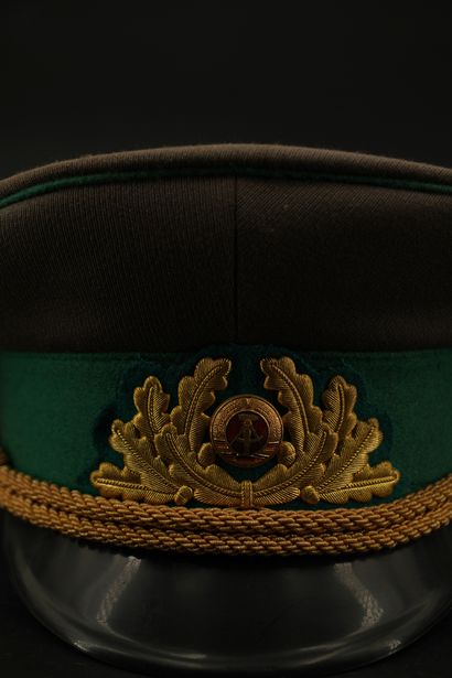 null R.D.A. casquette de Général des garde frontières.