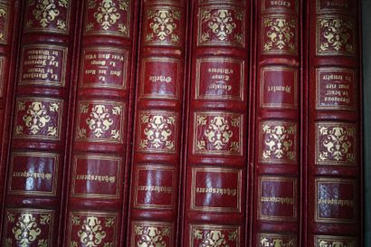 null Shakespeare, Œuvres, Paris, Les heures claires, 12 volumes reliés, illustrés...