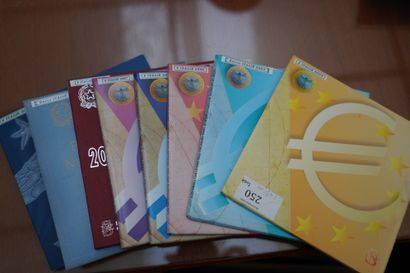 null 8 coffrets euros Italie : années 2002, 2003, 2004, 2005, 2006, 2007, 2008, ...