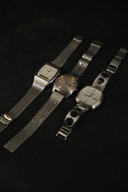 null CITIZEN, ensemble de trois montres bracelet en acier, deux à mouvement mécanique...