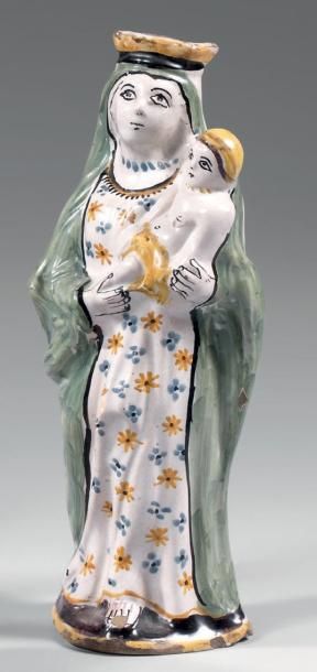 null Statue de la Vierge à l'Enfant en faïence de Nevers, polychrome de grand feu...