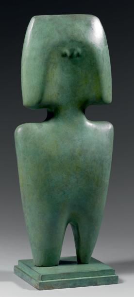 Victor ROMAN Talisman aztèque bronze, patine verte, E.A. signée, 1968, 38,5 x 15...
