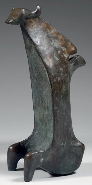 Victor ROMAN La vache bronze, E.A., 1969, 37 x 11 x 19,5 cm