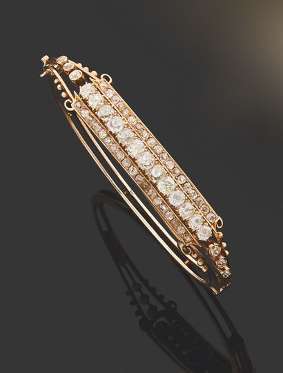 null OPENING RIGID BRACELET. 
Pink gold, 585 thousandths, set with old-cut diamonds....