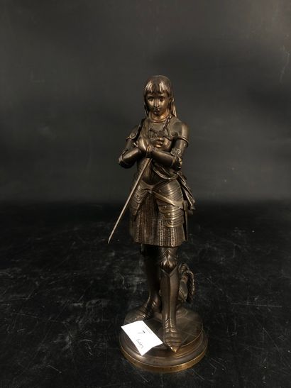 null Eutrope BOURET (1833-1906), Jeanne d'Arc, épreuve en bronze signée sur la t...