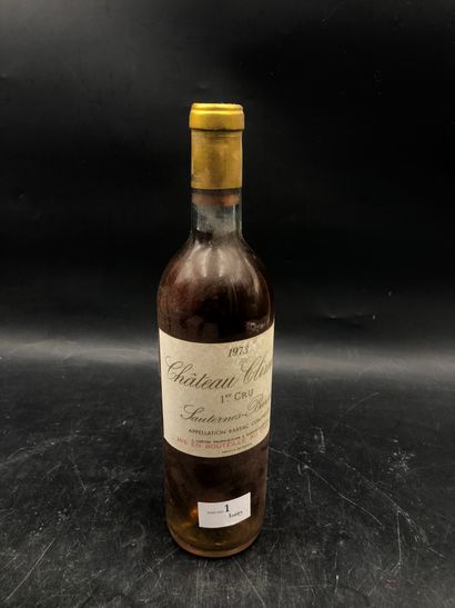 null Une bouteille de Sauternes-Barsac, Château Climens, 1er cru, 1973. Niveau bas...
