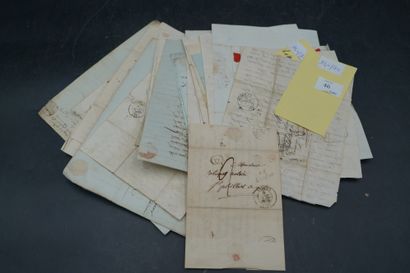 null Réunion de lettres manuscrites anciennes avec les marques postales, principalement...