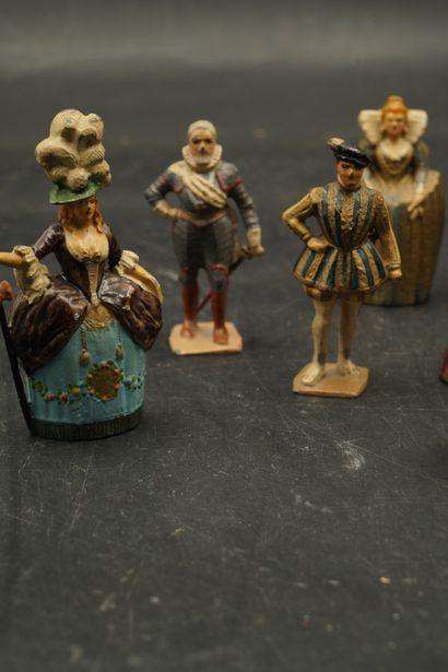 null Gustave VERTUNNI, Réunoin de figurines en plom polychrome. Marie STUART ; Louis...