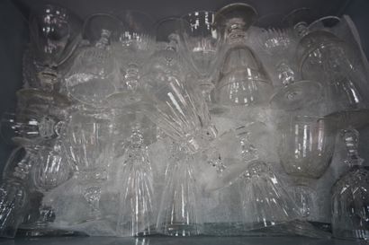null Partie de service de verres en cristal comprenant verres à eau, verres à vin,...