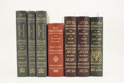 null Réunion de sept volumes reliés dont : trois volumes Principles of Geology par...