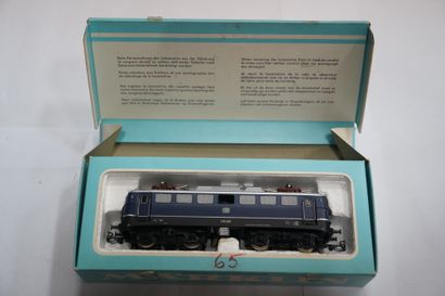 null MÄRKLIN

Locomotive électrique, ref. 3039, dans sa boîte d'origine.
C. 1960-1970.

En...