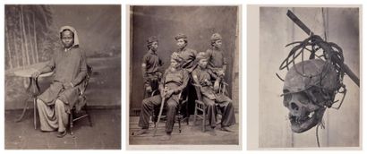 null [PHOTOGRAPHIE/ ASIE]. «Malaisie - Inde». Un album in-folio oblong, demi- chagrin...